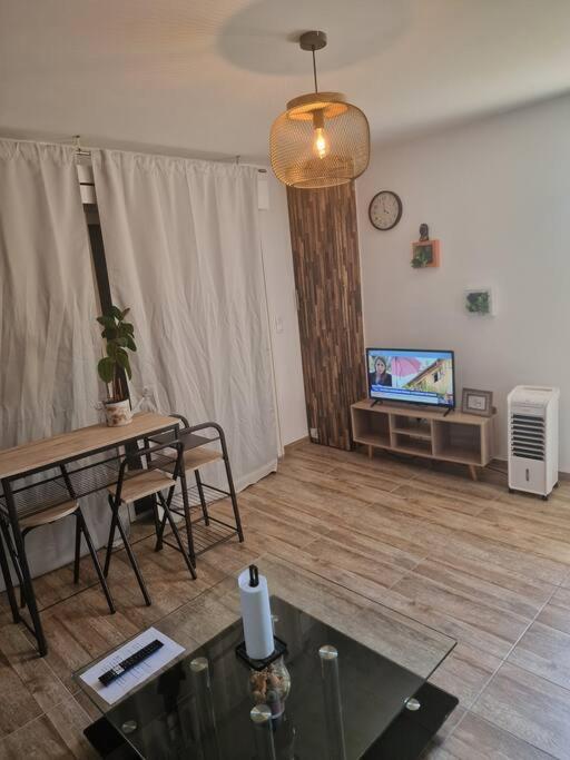 מונטובן Appartement Prive Dans Villa מראה חיצוני תמונה